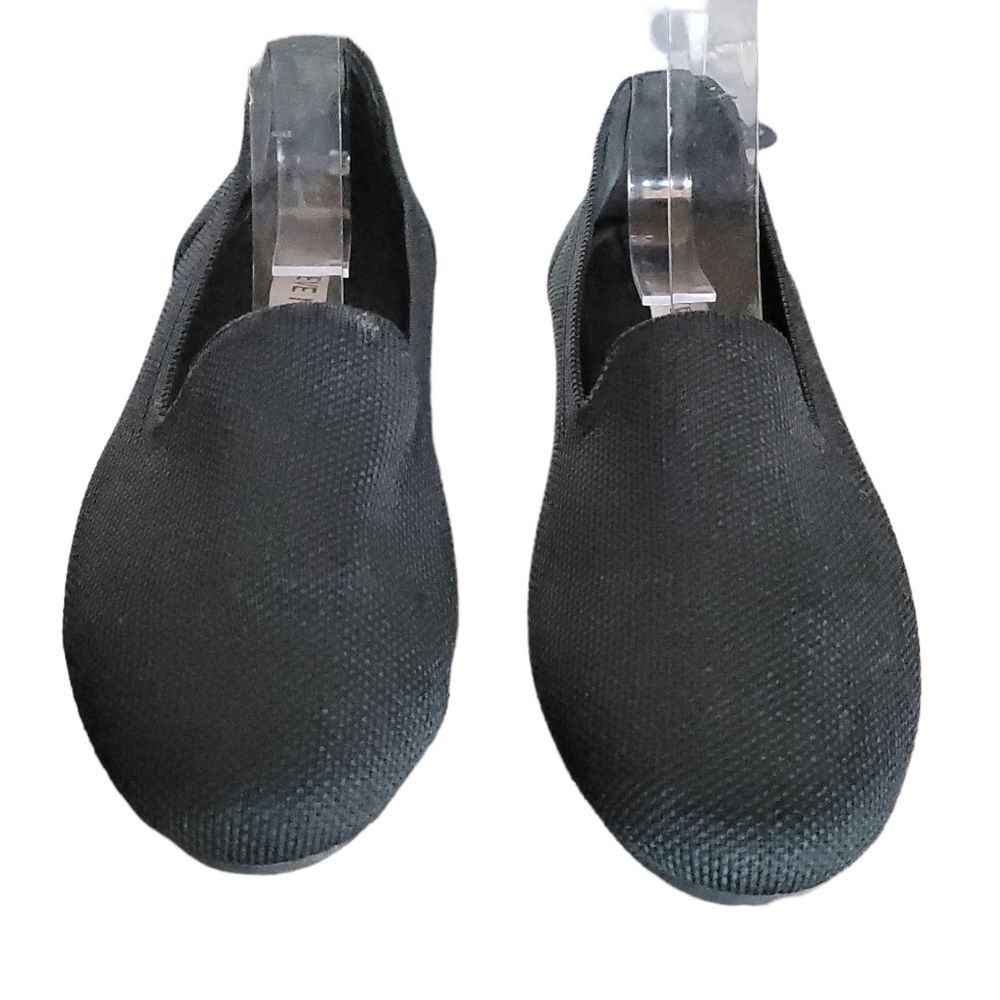 Steve Madden Black Fly Knit Flats Round Toe Women's 6